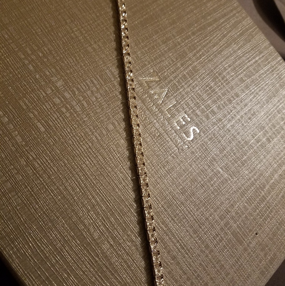 Bracelet